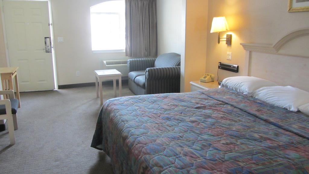 Camelot Inn & Suites Highway 290/Northwest Freeway Jersey Village Kamer foto
